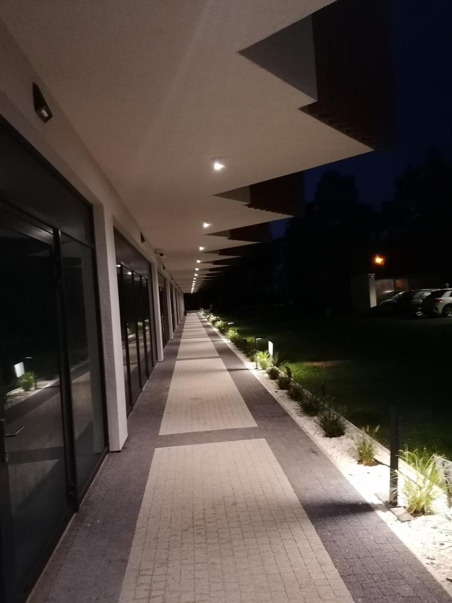 פוביירובו Pinea Apartament Z Widokiem Na Morze Z Basenem I Spa Przy Plazy מראה חיצוני תמונה