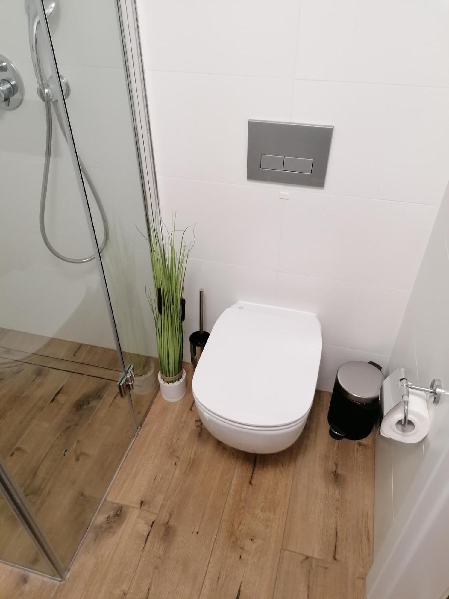 פוביירובו Pinea Apartament Z Widokiem Na Morze Z Basenem I Spa Przy Plazy מראה חיצוני תמונה