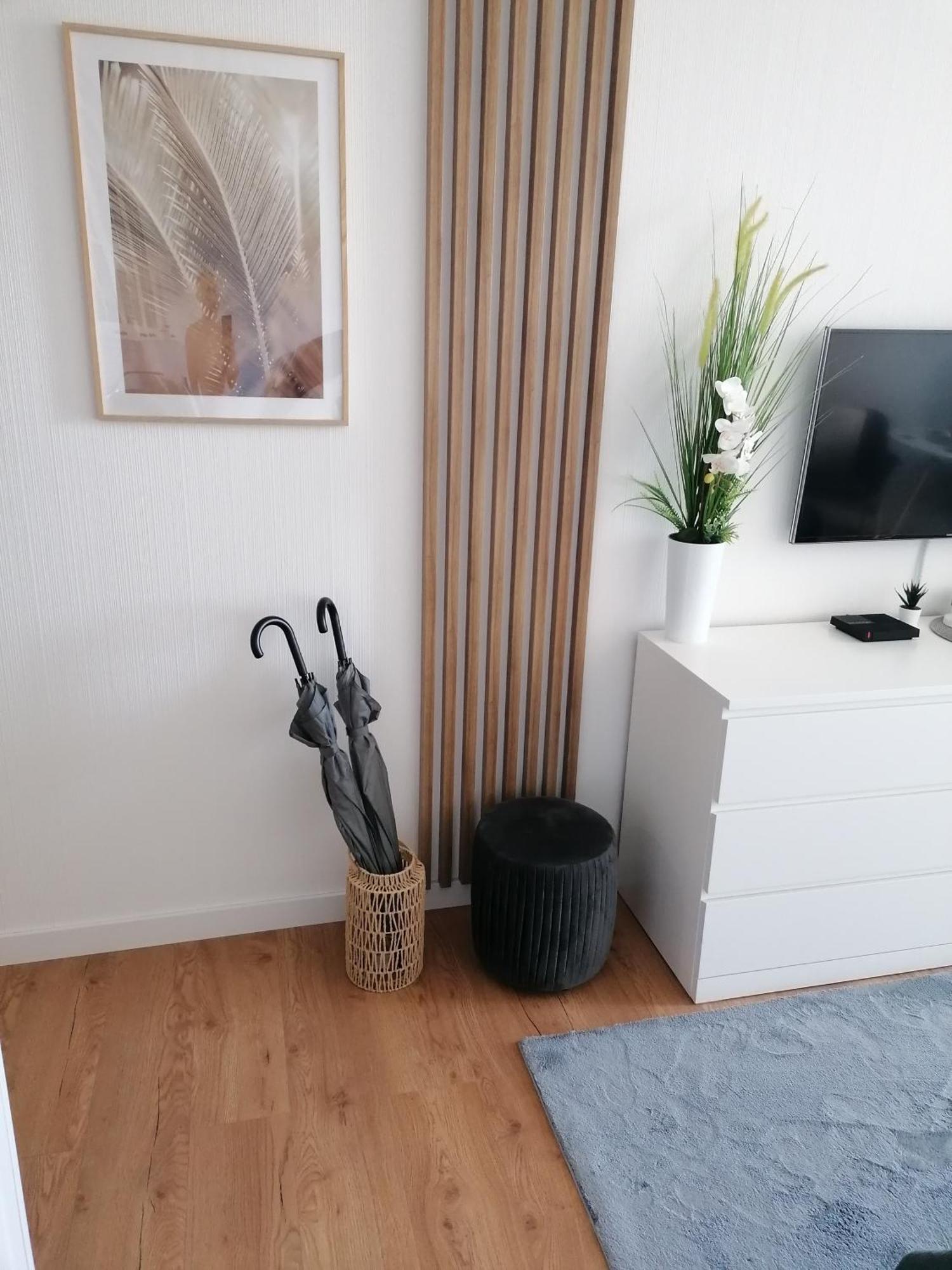 פוביירובו Pinea Apartament Z Widokiem Na Morze Z Basenem I Spa Przy Plazy מראה חיצוני תמונה